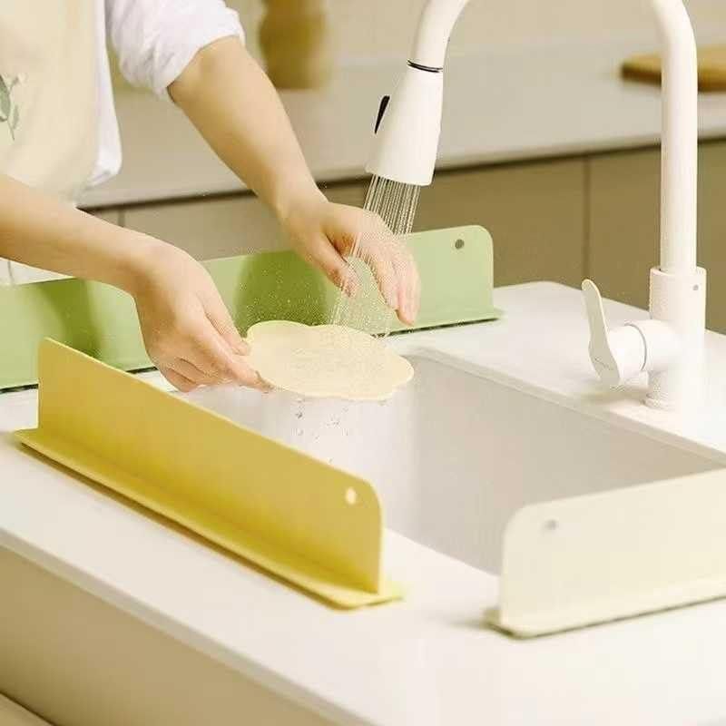 SplashShield Sink Splash Guard (Buy 1 Get 1 free)